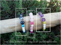 6.bracelet élastique en graine de tagua et perles minérales.15€